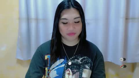 Snapshot of clairewntr_ chatting on January 2025 06:17:01 AM CLAIRE online show from January 2025 06:17:01 AM