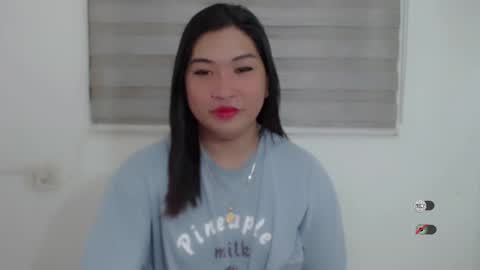 Snapshot of clairewntr_ chatting on January 2025 02:53:02 AM CLAIRE online show from January 2025 02:53:02 AM