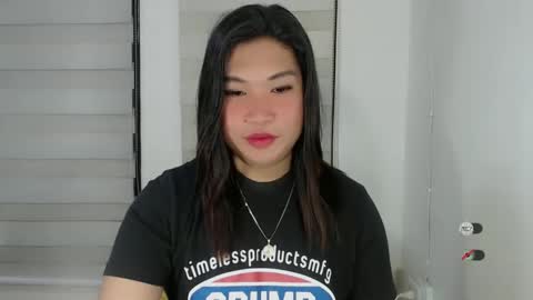 Snapshot of clairewntr_ chatting on February 2025 02:45:01 AM CLAIRE online show from February 2025 02:45:01 AM