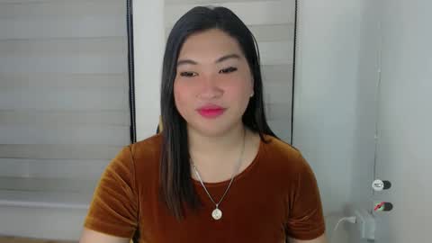 Snapshot of clairewntr_ chatting on February 2025 04:26:02 AM CLAIRE online show from February 2025 04:26:02 AM