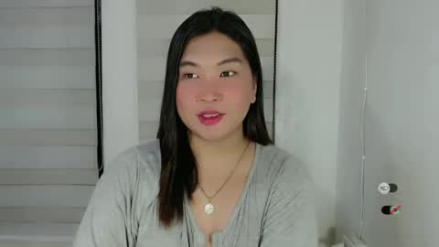 Snapshot of clairewntr_ chatting on March 2025 03:48:02 PM CLAIRE online show from March 2025 03:48:02 PM