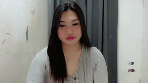 Snapshot of clairewntr_ chatting on September 2025 07:19:02 AM CLAIRE online show from September 2025 07:19:02 AM