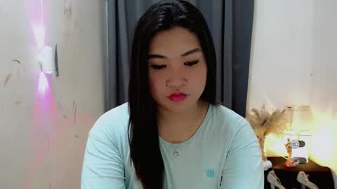 Snapshot of clairewntr_ chatting on September 2025 06:01:02 AM CLAIRE online show from September 2025 06:01:02 AM