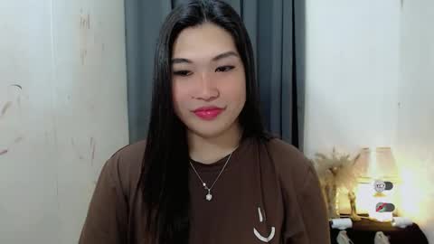 Snapshot of clairewntr_ chatting on October 2025 04:18:02 AM CLAIRE online show from October 2025 04:18:02 AM