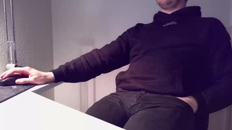 clamshive7 online show from March 2026 04:51:02 PM