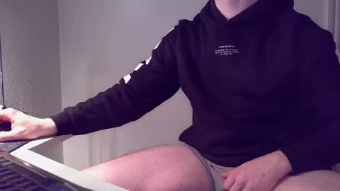 clamshive7 online show from April 2026 06:06:02 PM