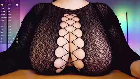 Clara  online show from September 2025 08:44:01 PM