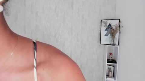 Clara  online show from January 2025 06:02:02 AM