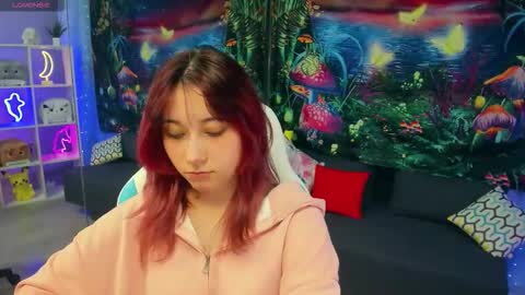 clarabenson online show from November 2025 07:35:01 PM