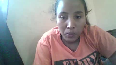 Clarah0123 online show from December 2024 08:38:02 AM