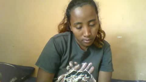 Clarah0123 online show from September 2025 08:25:02 AM