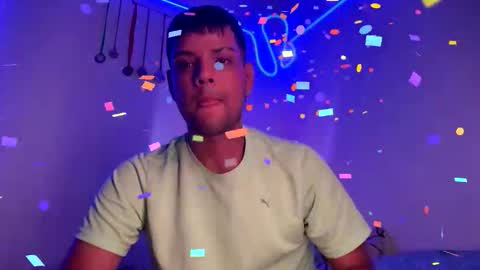 Snapshot of clarentz_baileys chatting on November 2025 11:06:01 PM Clarentz bby online show from November 2025 11:06:01 PM