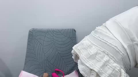 Clari online show from October 2025 01:13:02 AM