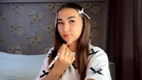 Yuna online show from October 2025 08:34:02 AM