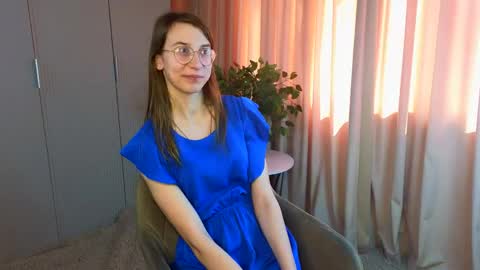 Snapshot of clarindakluse chatting on May 2026 07:02:02 AM Sara online show from May 2026 07:02:02 AM