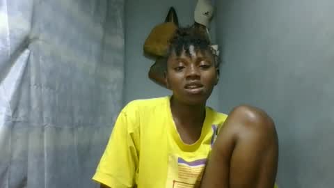 clarisse98 online show from December 2025 08:02:01 PM