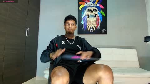 Juanpaindependent model online show from January 2025 12:47:01 PM