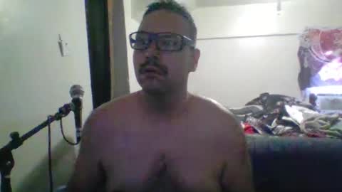 Snapshot of clark_kent1986 chatting on April 2026 09:17:02 PM clark_kent1986 online show from April 2026 09:17:02 PM