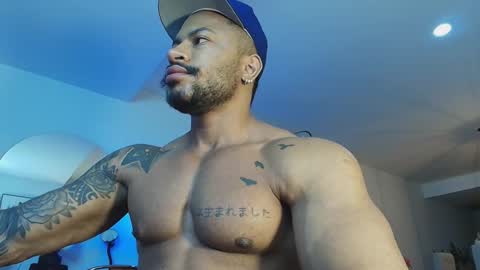 Snapshot of clark_strong chatting on November 2025 11:07:01 AM clark_strong online show from November 2025 11:07:01 AM