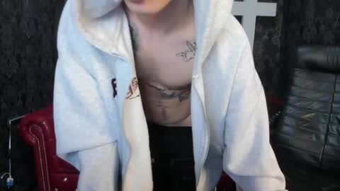 Clark online show from April 2026 09:39:33 PM