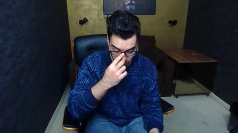 Snapshot of clarkslade chatting on October 2025 11:23:02 AM ClarkSlade online show from October 2025 11:23:02 AM