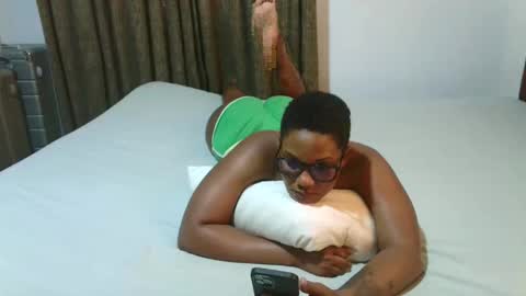 Snapshot of classyhornybabe chatting on January 2025 11:14:01 AM Angel online show from January 2025 11:14:01 AM