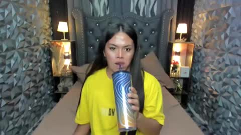 Samira Sarafin online show from January 2025 10:57:02 PM