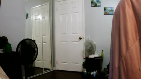 Snapshot of claudia1964 chatting on June 2026 01:53:02 PM Claudia online show from June 2026 01:53:02 PM