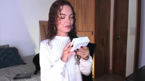 Snapshot of claudiarivera_1 chatting on April 2026 03:07:02 PM Claudia Rivera online show from April 2026 03:07:02 PM