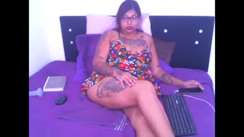 Snapshot of claudine_valencia chatting on February 2026 08:40:02 AM claudine valencia online show from February 2026 08:40:02 AM