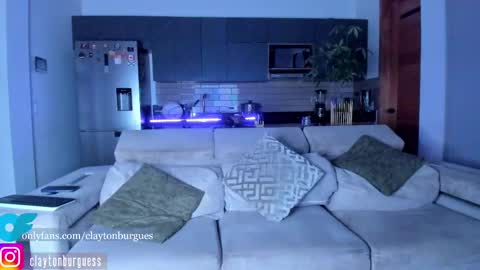 Snapshot of claytonburgues chatting on September 2025 04:03:01 AM claytonburgues online show from September 2025 04:03:01 AM