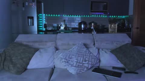 claytonburgues online show from March 2026 04:19:01 AM