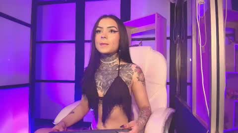 Snapshot of cleeoadams_ chatting on January 2025 04:17:02 AM Cleo Adams online show from January 2025 04:17:02 AM