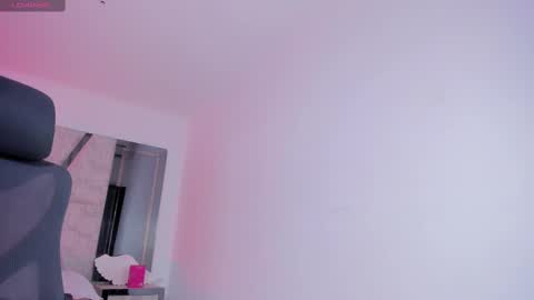 Snapshot of cleeoadams_ chatting on February 2025 05:01:01 AM Cleo Adams online show from February 2025 05:01:01 AM