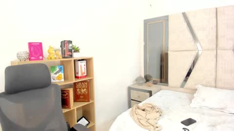 Snapshot of cleeoadams_ chatting on September 2025 04:13:02 AM Cleo Adams online show from September 2025 04:13:02 AM