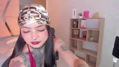 Snapshot of cleeoadams_ chatting on September 2025 04:27:01 AM Cleo Adams online show from September 2025 04:27:01 AM