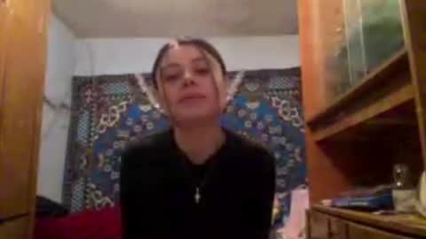 Snapshot of cleopatrakuckens chatting on April 2026 01:24:02 PM Mia online show from April 2026 01:24:02 PM