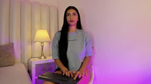 Snapshot of cleosteele_ chatting on June 2026 08:56:02 AM CleoSteele online show from June 2026 08:56:02 AM