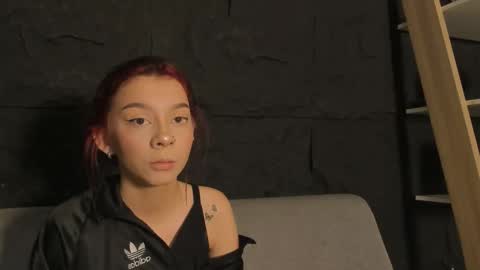 cleowhite_ online show from November 2025 11:14:01 PM