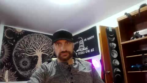 chad online show from November 2025 08:01:01 PM