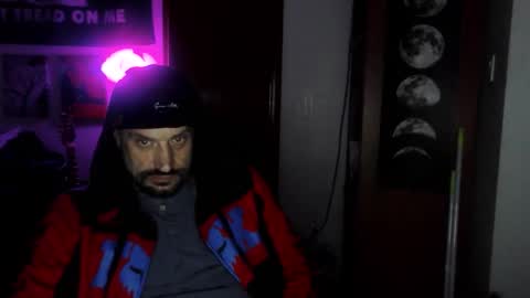 Snapshot of clintwood12 chatting on April 2026 06:22:02 AM chad online show from April 2026 06:22:02 AM