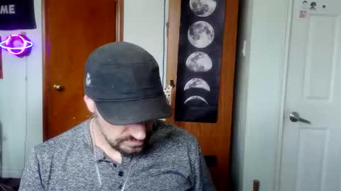 Snapshot of clintwood12 chatting on April 2026 05:00:01 PM chad online show from April 2026 05:00:01 PM