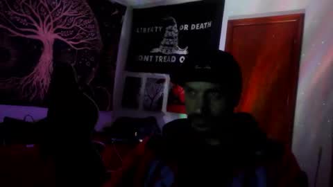 Snapshot of clintwood12 chatting on April 2026 06:33:01 AM chad online show from April 2026 06:33:01 AM