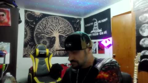 Snapshot of clintwood12 chatting on April 2026 02:22:02 AM chad online show from April 2026 02:22:02 AM