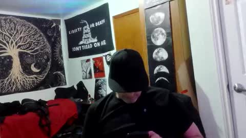 Snapshot of clintwood12 chatting on April 2026 07:48:02 AM chad online show from April 2026 07:48:02 AM