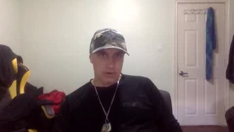 Snapshot of clintwood12 chatting on April 2026 07:27:01 PM chad online show from April 2026 07:27:01 PM