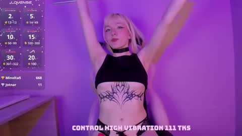 Snapshot of cloe_five chatting on March 2025 12:49:01 AM CLOE online show from March 2025 12:49:01 AM