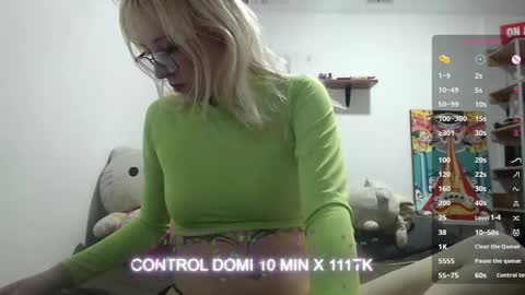 Snapshot of cloe_five chatting on March 2026 01:16:02 PM CLOE online show from March 2026 01:16:02 PM