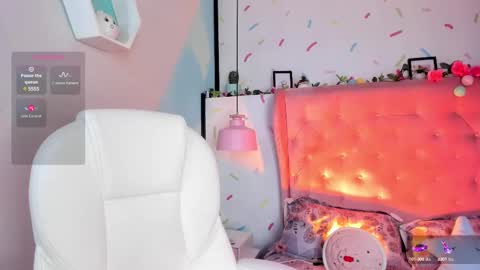 Cloe  online show from February 2025 09:04:01 PM