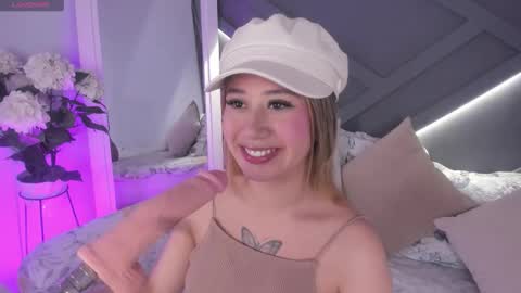 cloe_palmeer online show from December 2025 03:30:01 PM